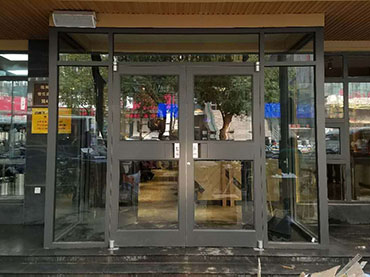 【知识】肯德基门型材的选择 石家庄肯德基门如何安装配件